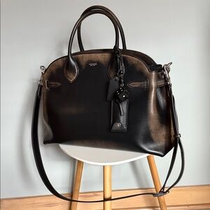 Coach Empire 40 in Loved Leather